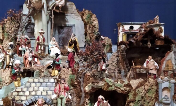 Natale 2020 presepe napoletano settecentesco nella Chiesa di S. Ignazio a Roma